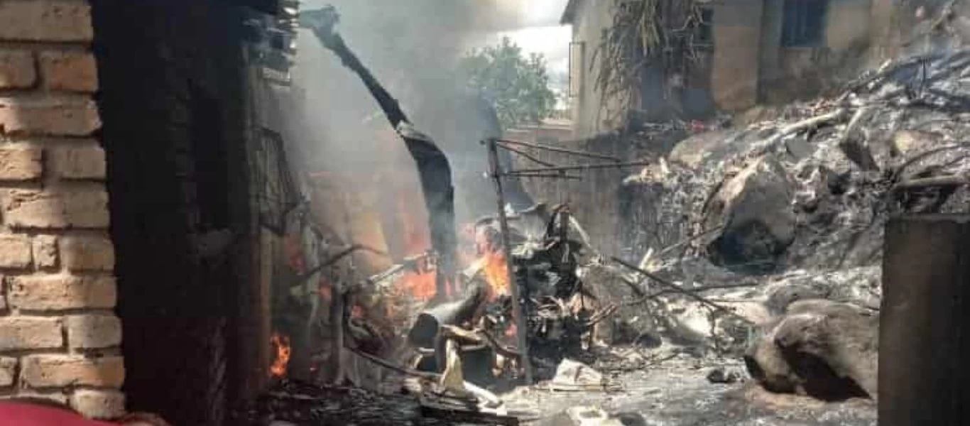 Ελικόπτερο συνετρίβη στην Ζιμπάμπουε - Τέσσερις νεκροί ο απολογισμός (βίντεο)